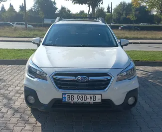 Subaru Outback 2017 disponibile per il noleggio a Tbilisi, con limite di chilometraggio di illimitato.