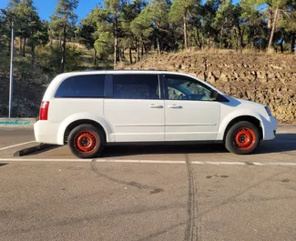 Motore Benzina da 3,3L di Dodge Grand Caravan 2008 per il noleggio a Tbilisi.