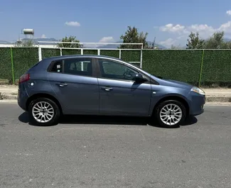 Noleggio auto Fiat Bravo #11087 Manuale all'aeroporto di Tirana, dotata di motore 1,9L ➤ Da Enrigen in Albania.