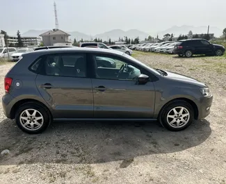 Noleggio auto Volkswagen Polo #11076 Manuale all'aeroporto di Tirana, dotata di motore 1,4L ➤ Da Enrigen in Albania.