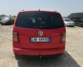 Noleggio Volkswagen Touran. Auto Comfort, Monovolume per il noleggio in Albania ✓ Cauzione di Senza deposito ✓ Opzioni assicurative RCT, FDW, Furto, All'estero.