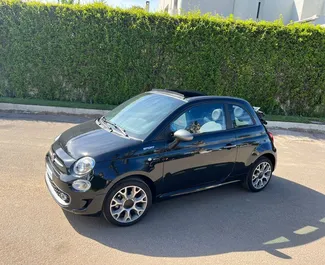 Vista frontale di un noleggio Fiat 500 Cabrio a Casablanca, Marocco ✓ Auto #11048. ✓ Cambio Automatico TM ✓ 0 recensioni.