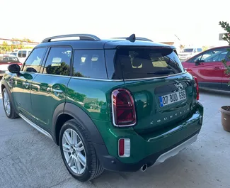 Noleggio Mini Countryman Cooper. Auto Comfort, Premium, Crossover per il noleggio in Turchia ✓ Cauzione di Deposito di 2000 USD ✓ Opzioni assicurative RCT.