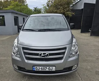 Noleggio auto Hyundai Starex 2017 in Georgia, con carburante Diesel e 150 cavalli di potenza ➤ A partire da 185 GEL al giorno.