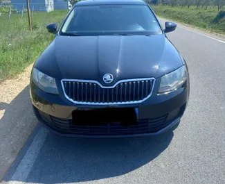 Noleggio auto Skoda Octavia #11000 Manuale all'aeroporto di Tirana, dotata di motore 2,0L ➤ Da Shkelzen in Albania.