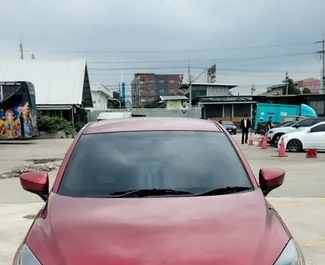 Motore Benzina da L di Mazda 2 2022 per il noleggio all'aeroporto Suvarnabhumi di Bangkok.