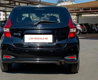 Nissan Note 2019 disponibile per il noleggio a Larnaca, con limite di chilometraggio di illimitato.