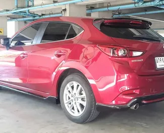 Noleggio Mazda 3. Auto Economica, Comfort per il noleggio in Thailandia ✓ Cauzione di Deposito di 10000 THB ✓ Opzioni assicurative RCT, CDW, SCDW, Giovane.