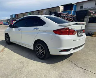 Motore Benzina da L di Honda City 2020 per il noleggio all'aeroporto Suvarnabhumi di Bangkok.