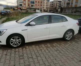 Noleggio auto Renault Megane Sedan #8580 Automatico all'aeroporto di Smirne, dotata di motore 1,3L ➤ Da Ibrahim in Turchia.