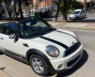 Motore Benzina da 1,6L di Mini Cooper Cabrio 2014 per il noleggio a Barcellona.