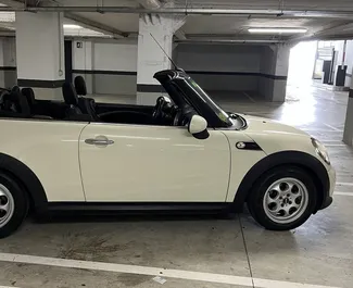 Noleggio auto Mini Cooper Cabrio 2015 in Spagna, con carburante Diesel e 150 cavalli di potenza ➤ A partire da 50 EUR al giorno.