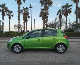 Motore Benzina da 1,2L di Opel Corsa 2012 per il noleggio a Barcellona.