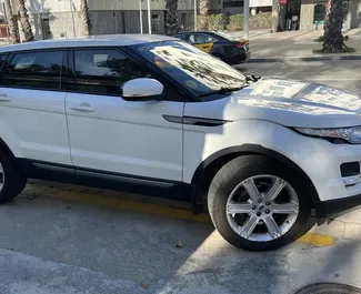 Noleggio Land Rover Range Rover Evoque. Auto Comfort, Premium, Crossover per il noleggio in Spagna ✓ Cauzione di Deposito di 500 EUR ✓ Opzioni assicurative RCT, Furto, All'estero.