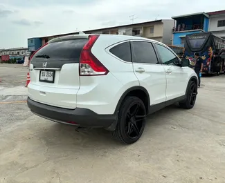 Motore Benzina da L di Honda CR-V 2017 per il noleggio all'aeroporto Suvarnabhumi di Bangkok.