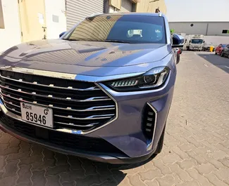Noleggio Jetour X70. Auto Comfort, Crossover per il noleggio negli Emirati Arabi Uniti ✓ Cauzione di Deposito di 1000 AED ✓ Opzioni assicurative RCT, SCDW.