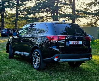 Noleggio auto Mitsubishi Outlander 2016 in Georgia, con carburante Benzina e 240 cavalli di potenza ➤ A partire da 90 GEL al giorno.