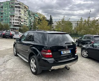 Noleggio Mercedes-Benz ML350. Auto Comfort, Premium, SUV per il noleggio in Albania ✓ Cauzione di Senza deposito ✓ Opzioni assicurative RCT, CDW, Furto, All'estero.