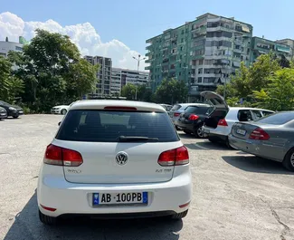 Noleggio Volkswagen Golf 6. Auto Economica, Comfort per il noleggio in Albania ✓ Cauzione di Senza deposito ✓ Opzioni assicurative RCT, CDW, Furto, All'estero.