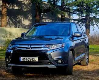 Noleggio auto Mitsubishi Outlander Xl 2016 in Georgia, con carburante Benzina e 230 cavalli di potenza ➤ A partire da 90 GEL al giorno.