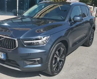 Noleggio Volvo XC40. Auto Comfort, SUV, Crossover per il noleggio in Albania ✓ Cauzione di Deposito di 1000 EUR ✓ Opzioni assicurative RCT, CDW, All'estero.