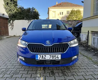 Noleggio auto Skoda Fabia Combi #387 Manuale a Praga, dotata di motore 1,0L ➤ Da Alessandro in Cechia.