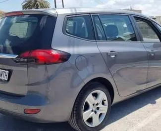 Noleggio auto Opel Zafira #11580 Manuale a Palma di Maiorca, dotata di motore 1,7L ➤ Da Davide in Spagna.