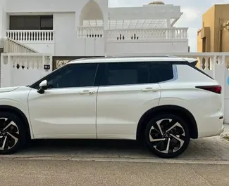 Noleggio auto Mitsubishi Outlander #11623 Automatico a Dubai, dotata di motore 1,5L ➤ Da Mohammad negli Emirati Arabi Uniti.