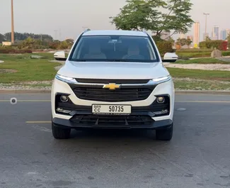 Noleggio auto Chevrolet Captiva 2023 negli Emirati Arabi Uniti, con carburante Benzina e 160 cavalli di potenza ➤ A partire da 160 AED al giorno.