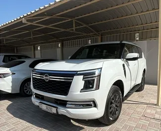 Noleggio auto Nissan Patrol 2025 negli Emirati Arabi Uniti, con carburante Benzina e 400 cavalli di potenza ➤ A partire da 565 AED al giorno.