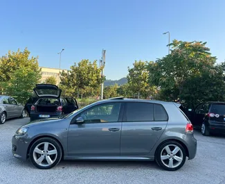 Noleggio auto Volkswagen Golf 5 2013 in Albania, con carburante Diesel e 160 cavalli di potenza ➤ A partire da 30 EUR al giorno.