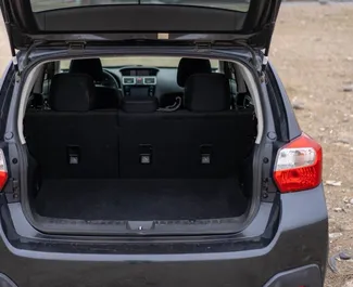Subaru Crosstrek 2014 con sistema A trazione integrale, disponibile a Tbilisi.