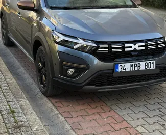 Vista frontale di un noleggio Dacia Jogger a Istanbul, Turchia ✓ Auto #11805. ✓ Cambio Automatico TM ✓ 0 recensioni.