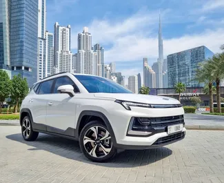 Noleggio auto JAC JS4 #11409 Automatico a Dubai, dotata di motore 1,5L ➤ Da Romualdo negli Emirati Arabi Uniti.