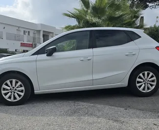 Noleggio auto SEAT Ibiza 2022 in Spagna, con carburante Benzina e 95 cavalli di potenza ➤ A partire da 45 EUR al giorno.