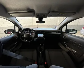 Motore Diesel da 1,5L di Citroen C3 2019 per il noleggio a Rafailovici.
