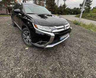Noleggio Mitsubishi Outlander. Auto Comfort, Crossover per il noleggio in Georgia ✓ Cauzione di Senza deposito ✓ Opzioni assicurative RCT.