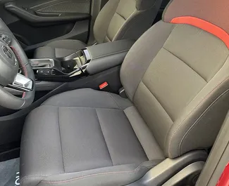 MG 5/GT 2023 con sistema A trazione anteriore, disponibile a Dubai.