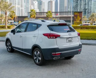 Noleggio JAC S3+. Auto Economica, Comfort, Crossover per il noleggio negli Emirati Arabi Uniti ✓ Cauzione di Deposito di 1500 AED ✓ Opzioni assicurative RCT, CDW, SCDW, Passeggeri, Furto.