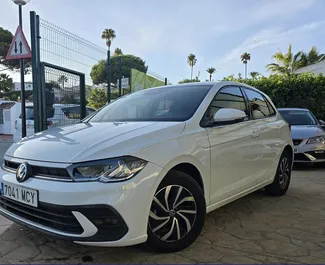 Noleggio auto Volkswagen Polo 2022 in Spagna, con carburante Benzina e 95 cavalli di potenza ➤ A partire da 45 EUR al giorno.
