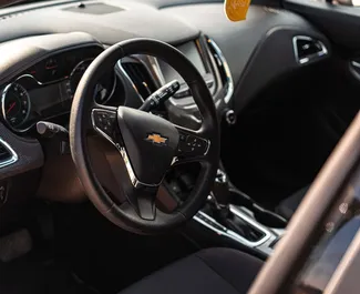 Motore Benzina da 1,4L di Chevrolet Cruze 2017 per il noleggio a Tbilisi.