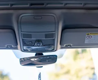 Volkswagen Passat 2016 disponibile per il noleggio a Tbilisi, con limite di chilometraggio di illimitato.