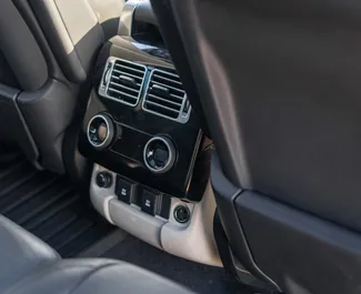 Noleggio Land Rover Range Rover. Auto Premium, Lusso, SUV per il noleggio in Georgia ✓ Cauzione di Deposito di 900 GEL ✓ Opzioni assicurative RCT, CDW, SCDW, Furto.
