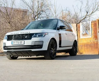 Vista frontale di un noleggio Land Rover Range Rover a Tbilisi, Georgia ✓ Auto #10295. ✓ Cambio Automatico TM ✓ 1 recensioni.