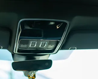 Land Rover Range Rover 2019 con sistema A trazione integrale, disponibile a Tbilisi.