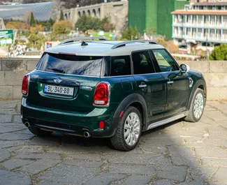 Noleggio auto Mini Countryman Cooper S 2017 in Georgia, con carburante Benzina e 180 cavalli di potenza ➤ A partire da 123 GEL al giorno.