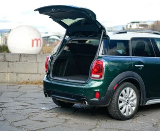 Noleggio Mini Countryman Cooper S. Auto Comfort, Premium, Crossover per il noleggio in Georgia ✓ Cauzione di Deposito di 200 GEL ✓ Opzioni assicurative RCT, CDW, SCDW, Furto.