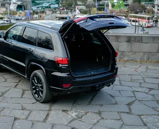 Noleggio auto Jeep Grand Cherokee #9812 Automatico a Tbilisi, dotata di motore 3,6L ➤ Da Giulia in Georgia.