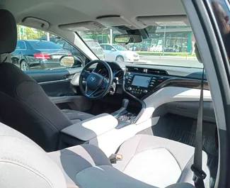 Noleggio auto Toyota Camry 2021 in Azerbaigian, con carburante Benzina e 200 cavalli di potenza ➤ A partire da 100 AZN al giorno.