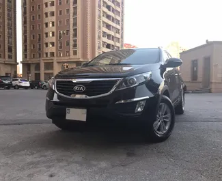 Vista frontale di un noleggio Kia Sportage a Baku, Azerbaigian ✓ Auto #11942. ✓ Cambio Automatico TM ✓ 0 recensioni.